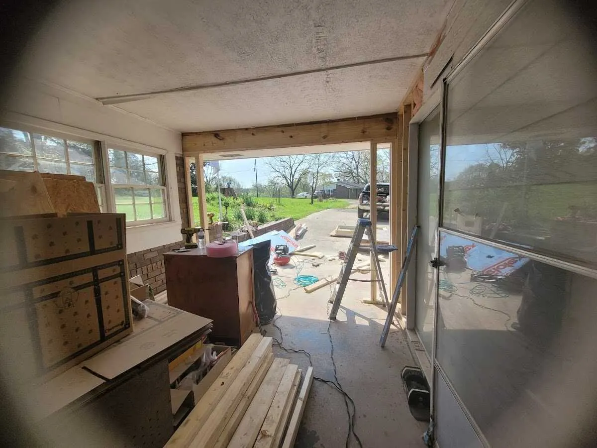 Air movers and dehumidifier for Water Mitigation Services in Glencoe